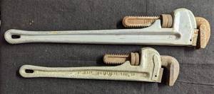 lot 649 image: (2) Pipe Wrenches.