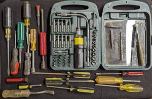 lot 656 image: Screw Driver Set and Assorted Screw Drivers.