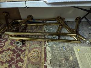 lot 686 image: Metal Frame.
