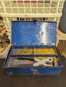 lot 790 image: General Revolving Punch Pliers.