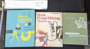 lot 746 image: DIY Books.