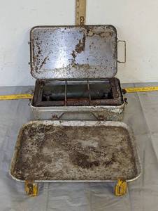 lot 786 image: US AGMCO 1945 Grill.