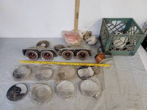 lot 559 image: 68 Charger tail lights  VW caps & other car parts