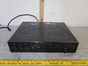 lot 566 image: TOA 900 Series II amplifier A - 912MK2