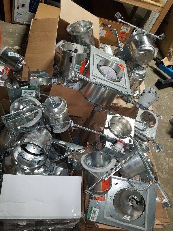 lot 1807 image: Pallet of 6, 5, 4, and 3 cans