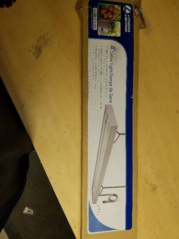 lot 1834 image: Lithonia Lighting 4 grow light