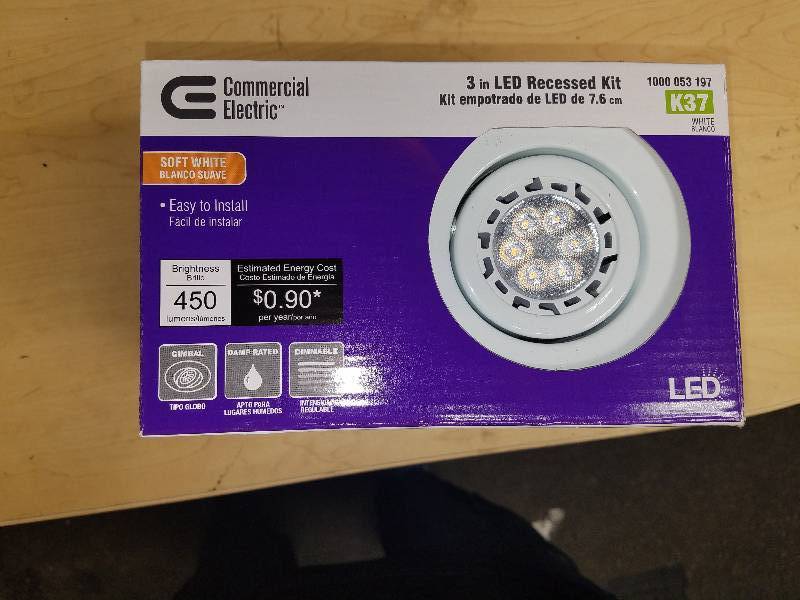 lot 1848 image: Commercial Electric Soft White 3 LED Recessed Kit
