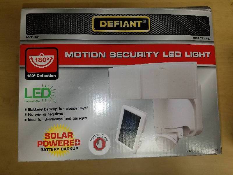 lot 1891 image: Defiant Motion Security Lights