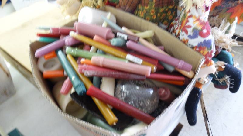lot 268 image: Large lot of candles.