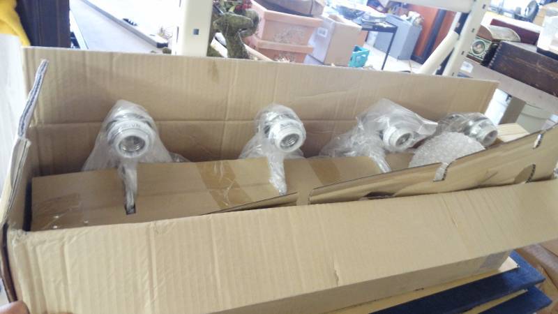 lot 258 image: Progress lighting light fixture.