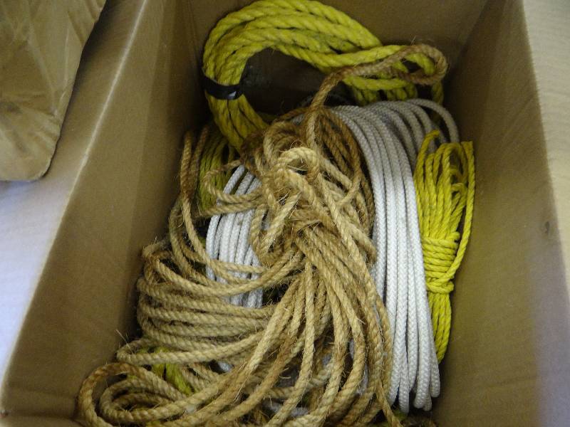 lot 338 image: Lot of rope.