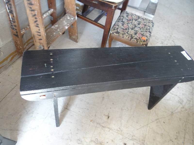 lot 378 image: Wooden bench.