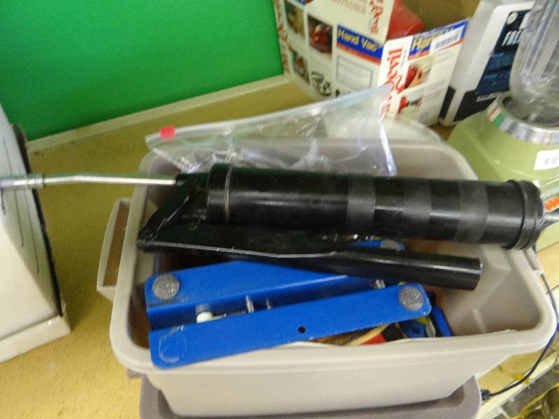 lot 417 image: Lot of various tool & misc.