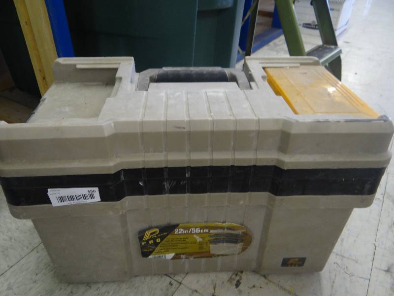 lot 450 image: Tool box & contents.