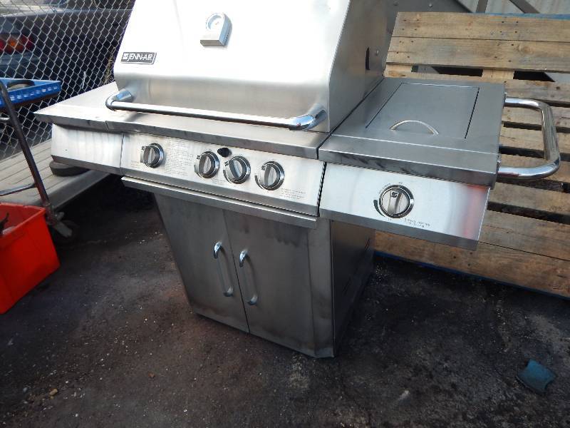 Jenn-Air 5-Burner Both Gas Grill with Rotisserie Burner at