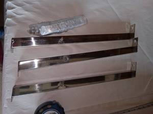 lot 17698 image: 3 chrome angle leg set with hardware
