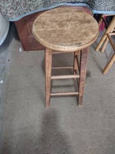 lot 1630 image: wood bar stool