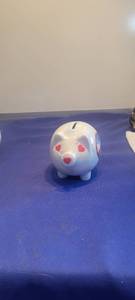 lot 1818 image: Golden gate bridge piggy bank