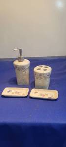 lot 1840 image: Toothbrush holder lotion and soap dish