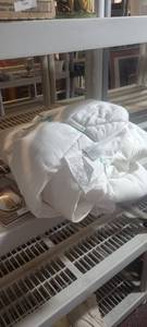 lot 1842 image: Full mattress pad