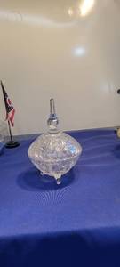 lot 1871 image: Crystal candy dish