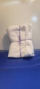 lot 1888 image: 3 pillow covers.