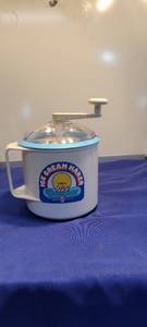 lot 1910 image: Donvier Ice cream maker