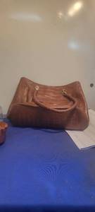 lot 1931 image: Cole Haan purse