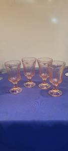 lot 1941 image: Four tinted water glasses
