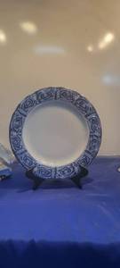 lot 1947 image: Eighteen and round plate