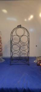 lot 1973 image: Nineteen inches wine rack hold seven bottles