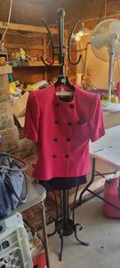 lot 1994 image: kasper a s l petite twelve pink suit