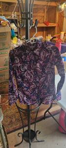 lot 2003 image: Croft and Barrow Size xs blouse