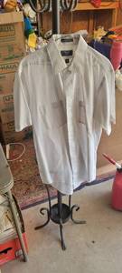 lot 2011 image: Arrow Kent size sixteen one half man shirt