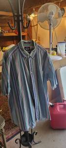 lot 2013 image: Dockers xl man shirt