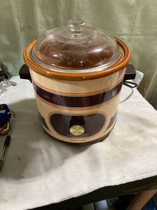 lot 5187 image: Rival crockpot, untested, slow cooker