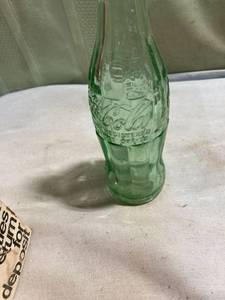 lot 5221 image: Six fluid ounce coke bottle, Trenton, Missouri