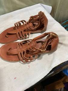 lot 5287 image: BAHAMA BAY size 10 sandal