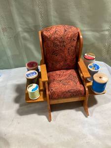 lot 5309 image: 8�� x5�� rocking chair, pincushion, thread holder