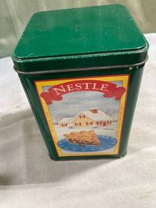 lot 5325 image: 4 14�� x 6 14�� Nestl���s toll house Tin