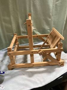 lot 7705 image: Miniature loom 16�� x 10��