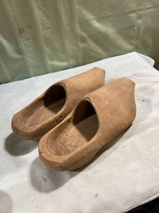 lot 7740 image: 11 inch wooden shoes