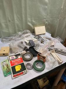 lot 7756 image: Flat of garage miscellaneous
