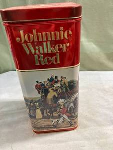lot 7764 image: 12 14�� x 5�� Johnny Walker red tin