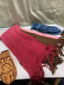lot 7790 image: multicolored scarf and 2)pair of mittens