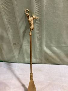 lot 7793 image: 15 12 inch brass shoehorn