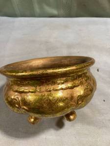 lot 7802 image: 5 12 inch opening 3 12 inch tall Candleholder