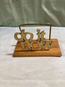 lot 7806 image: 8 12 x 4 14�� do it now holder solid brass