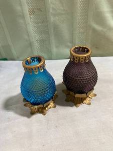lot 7831 image: 2) 5 12 candleholders