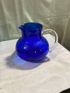lot 7835 image: 9�� x 7 34�� blue pictcher
